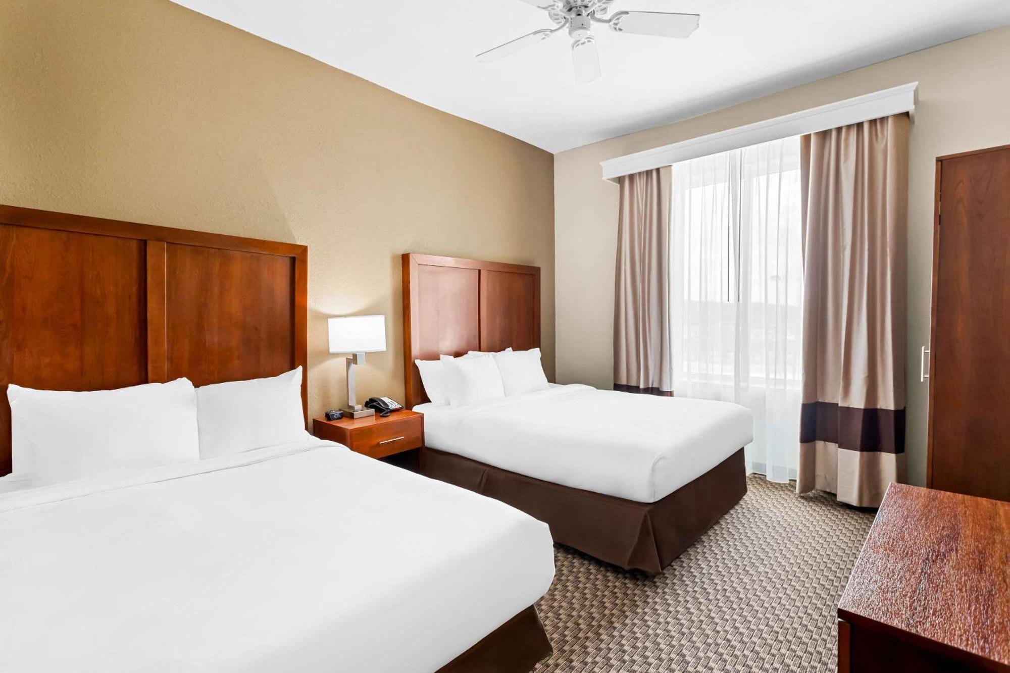 Comfort Inn & Suites Grenada Kültér fotó